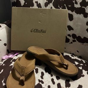 Mens Olukai flip flops